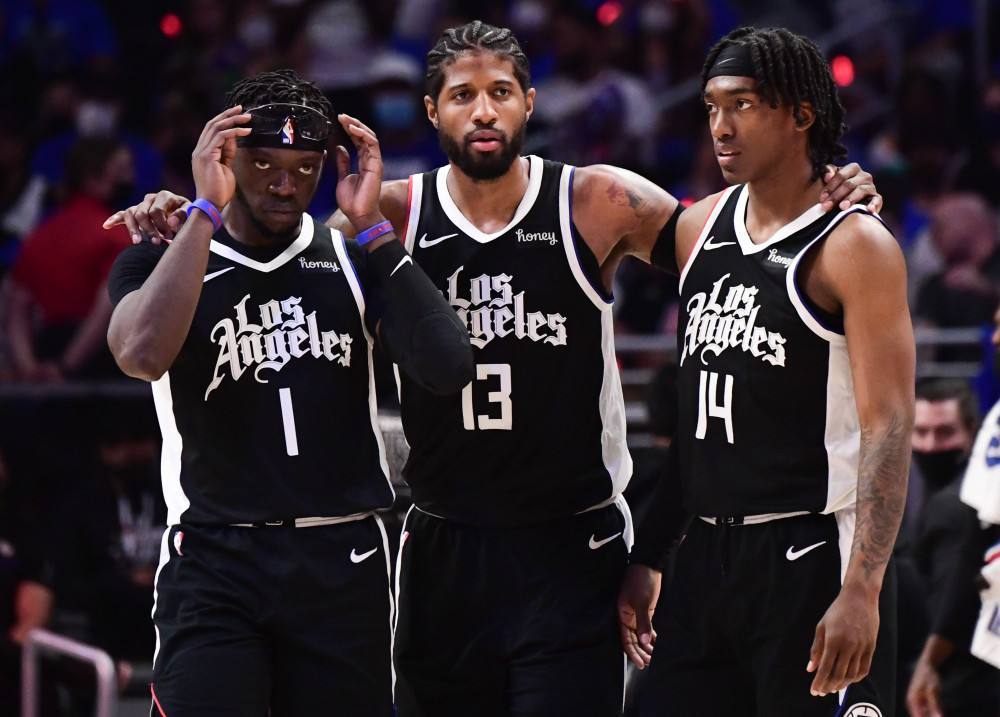 棒球与社交媒体虚假信息球员交易绯闻的真相辨别