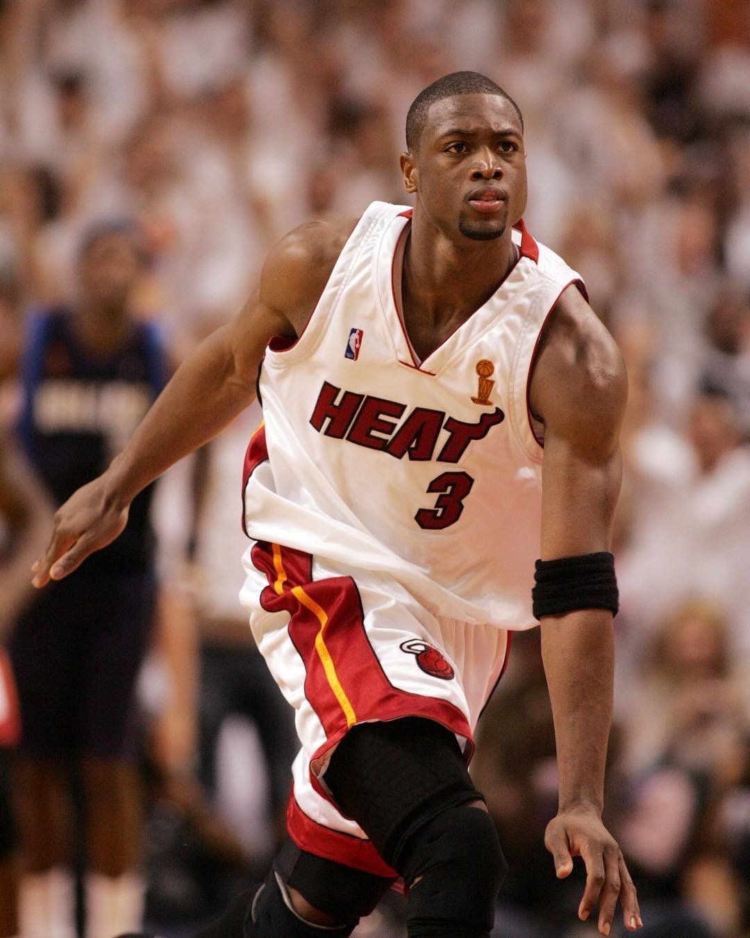 NBA-勇士VS老鹰 库里持球进攻