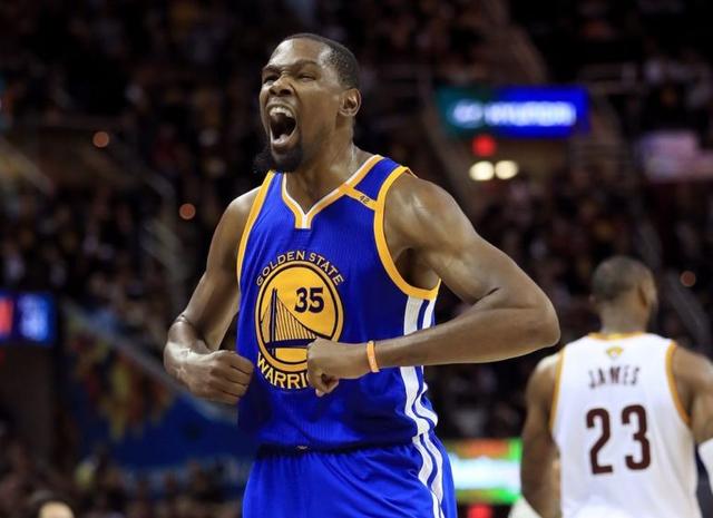 新星场均18.2分闪耀 赵继伟复出在即 崔永熙缺阵广东队遇挑战