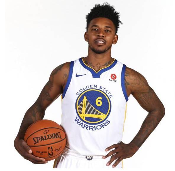 兰迪·强森在季后赛的高出赛频率，展示了其惊人的身体素质与求胜欲