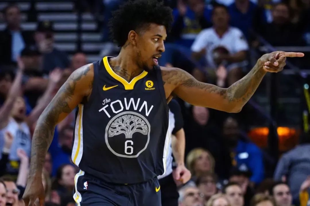 曼城主场7-0狂胜伯恩茅斯